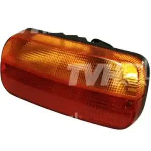 Najlepsza cena LAMPA ZESPOLONA TYLNA LEWA 82026301 COBO CASE MAGNUM MXU PUMA