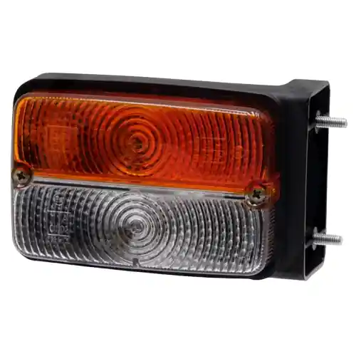 LAMPA BOCZNA PRAWA MASSEY 4225 , 4225HV , 4235 4235HV, 4240 , 4245 , 4245HV , 4255 4255HV, 4260, 4265, 4270, 4315, 4320 4325 , 4325HV , 4335 , 4335HV , 4345 4345HV , 4355 , 4355HV , 4360 , 4365 4370 Łatwy zwrot